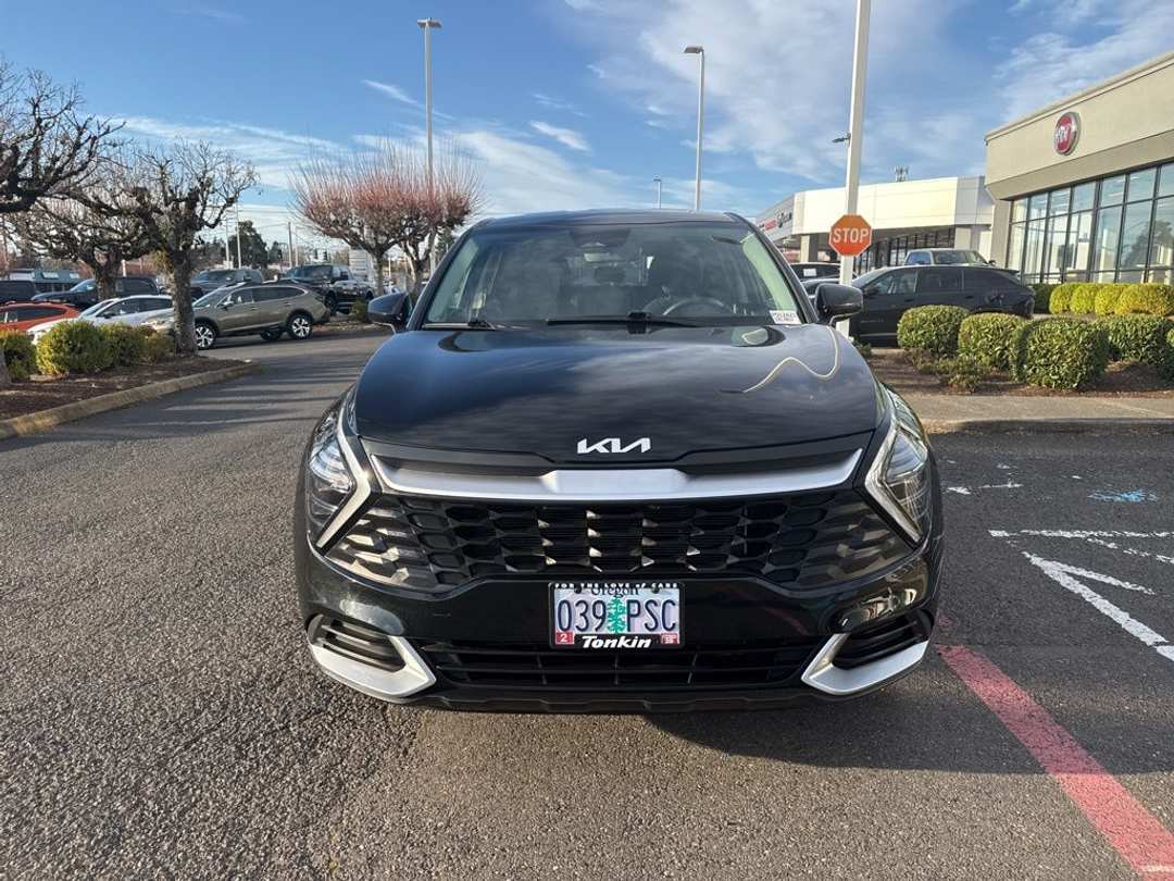 2024 Kia Sportage LX - Image 2