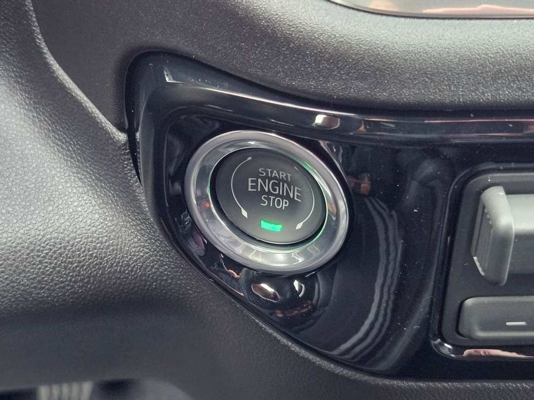 2026 Chevrolet Silverado 3500Hd LT - Image 17