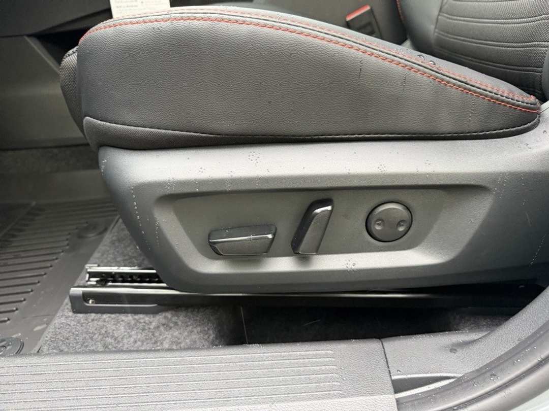 2026 Nissan Rogue Rock Creek - Image 13