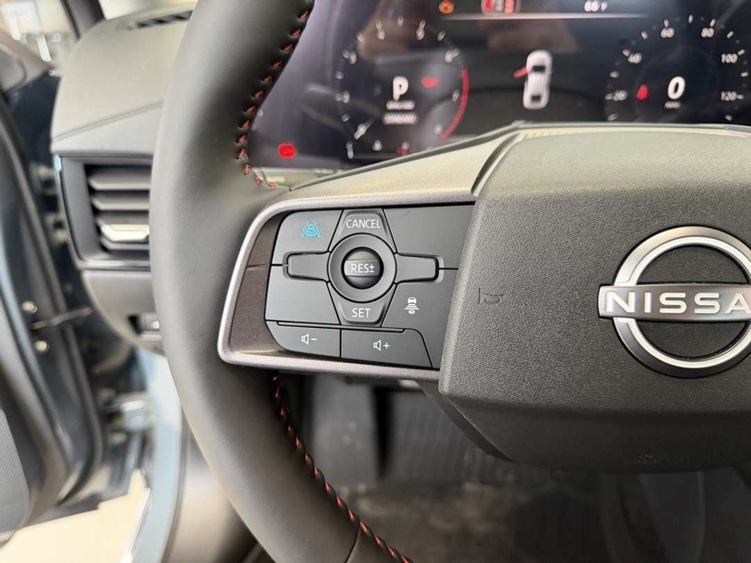 2026 Nissan Sentra SR - Image 17