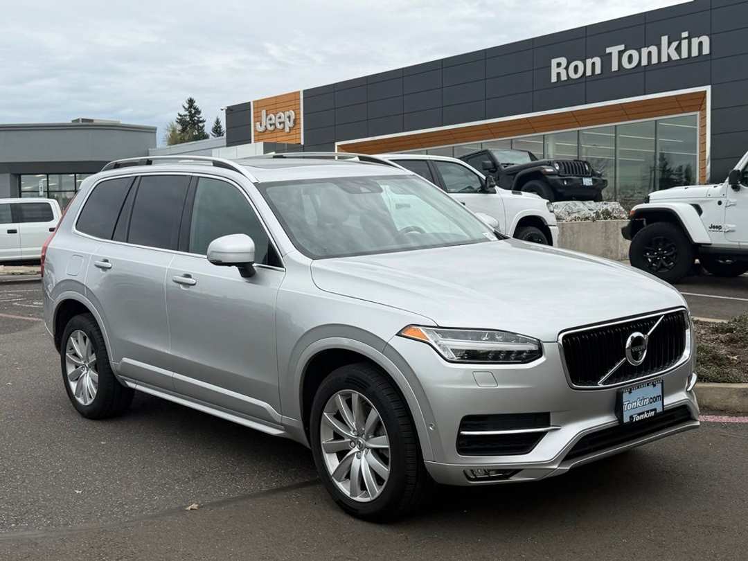 2018 Volvo Xc90 T6 Momentum - Image 2