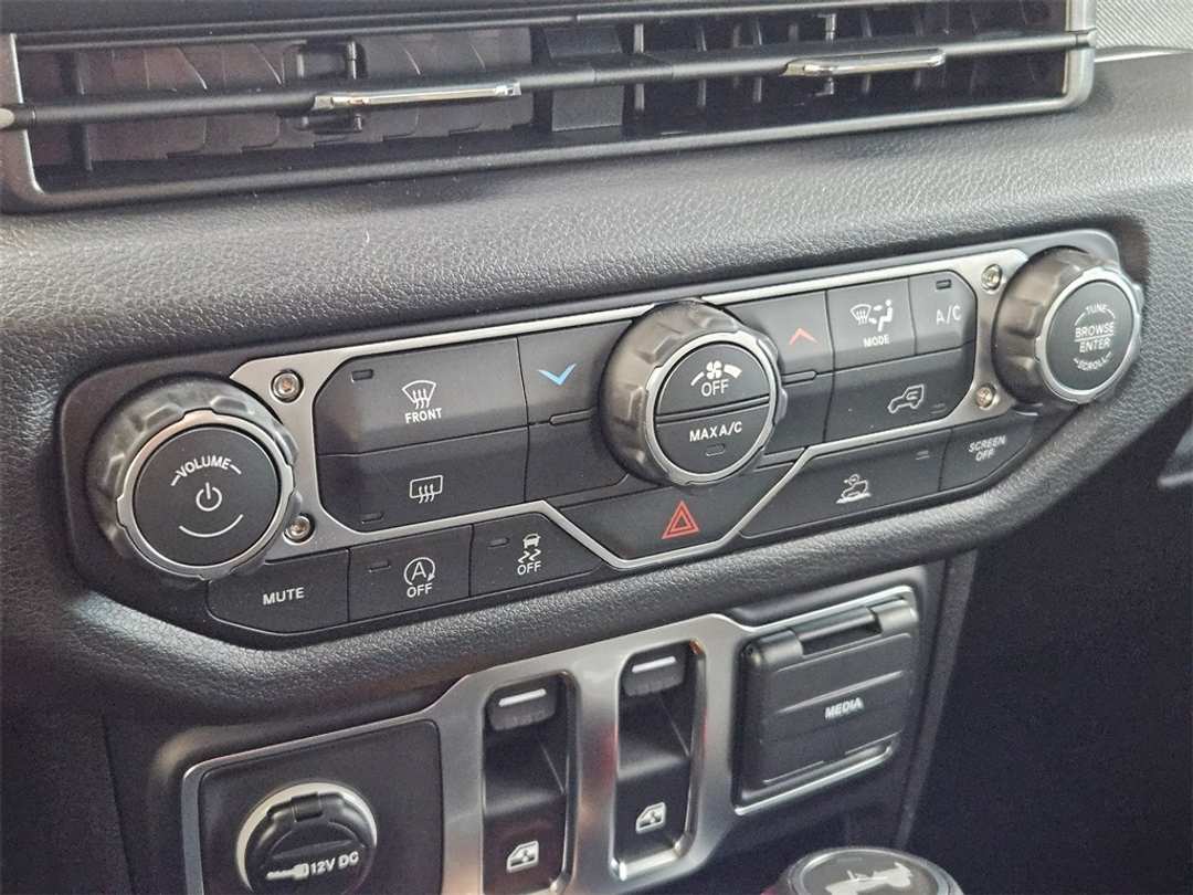 2026 Jeep Wrangler Sport - Image 23