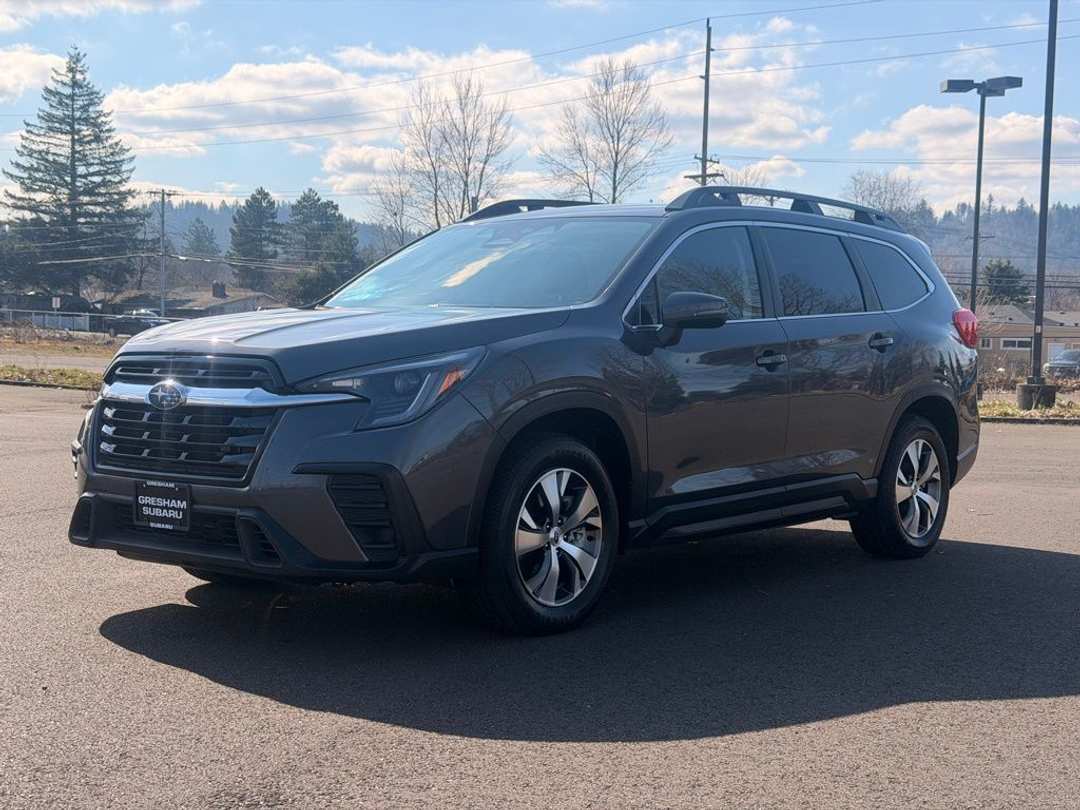 2023 Subaru Ascent Premium - Image 3
