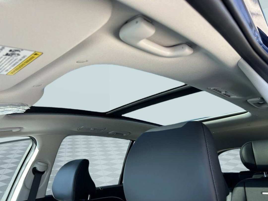 2026 Hyundai Ioniq 9 Performance Limited - Image 20