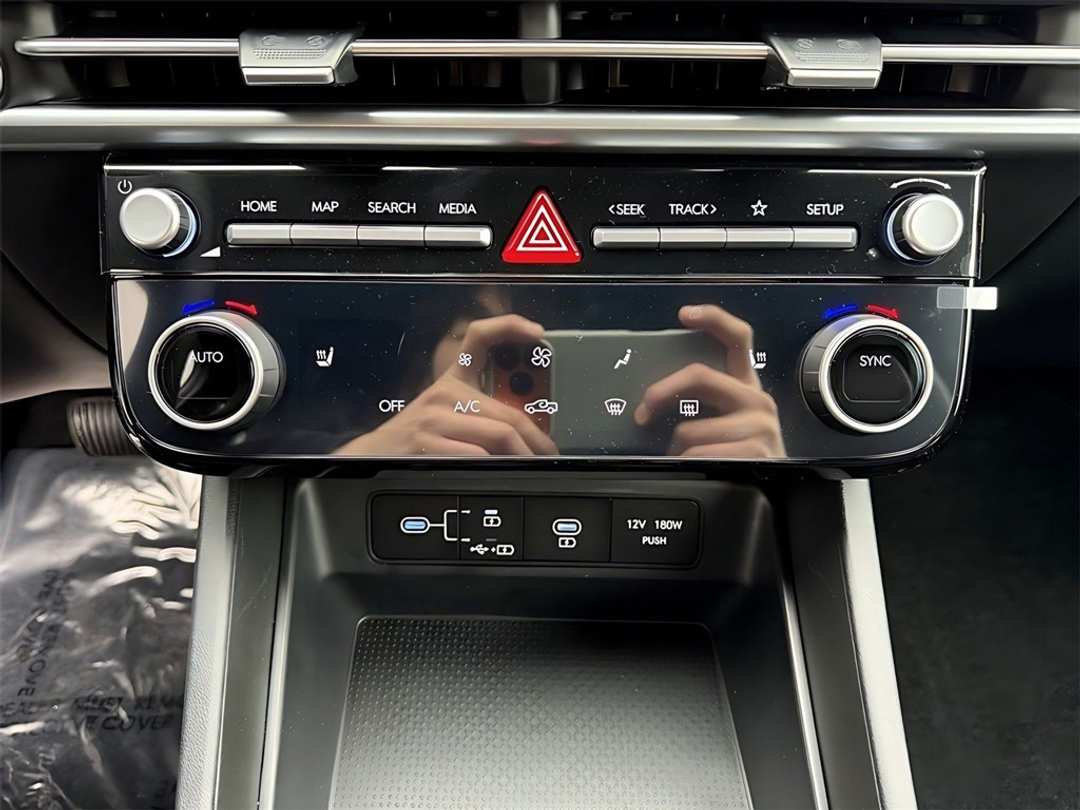 2026 Hyundai Santa Cruz SEL - Image 22