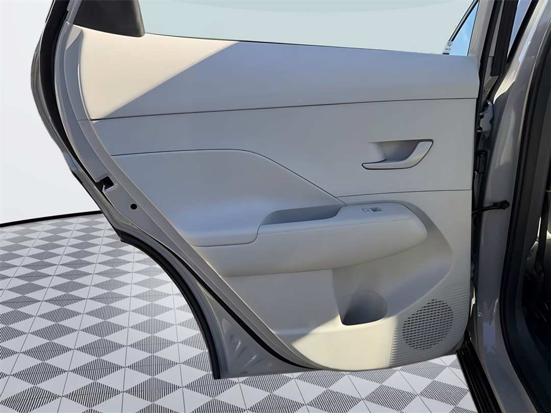 2026 Hyundai Kona SE - Image 28