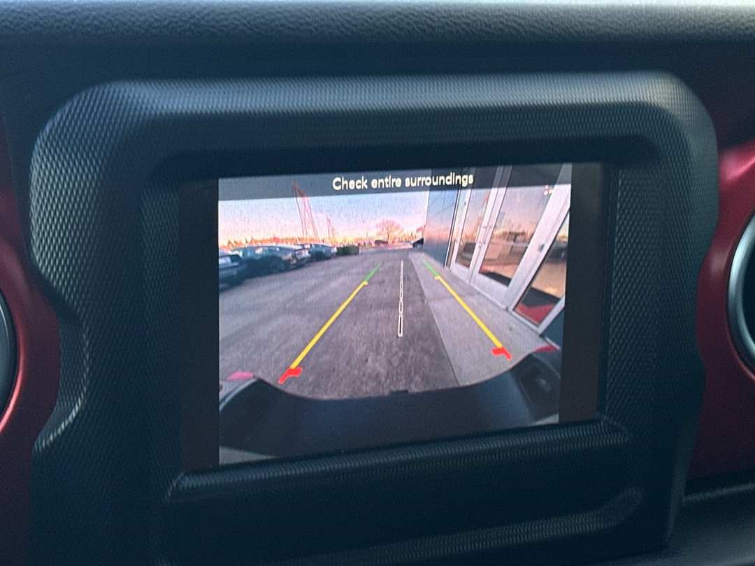 2021 Jeep Gladiator Rubicon - Image 17