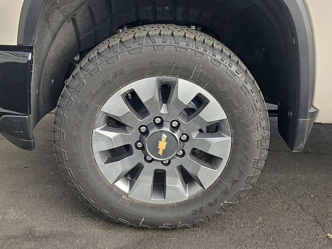 2026 Chevrolet Silverado 2500Hd Custom - Image 30