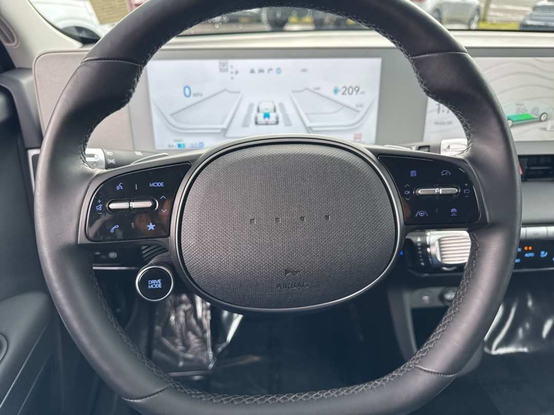 2024 Hyundai Ioniq 5 SEL - Image 18