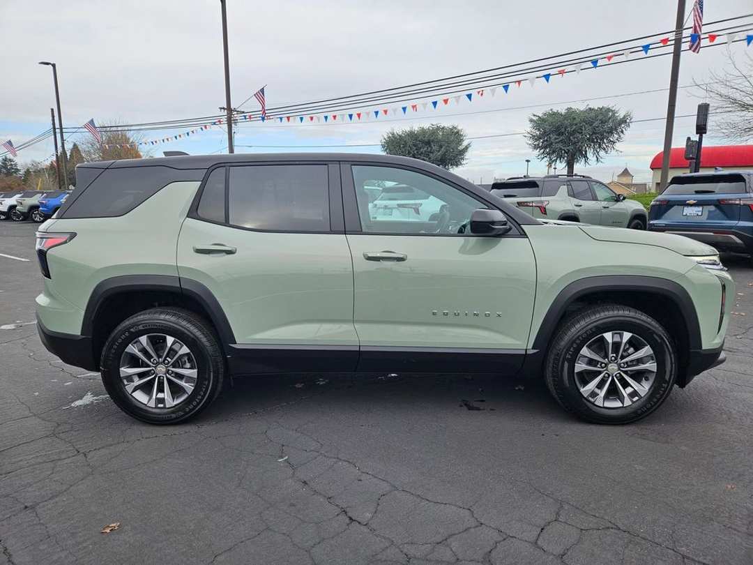 2026 Chevrolet Equinox LT - Image 7