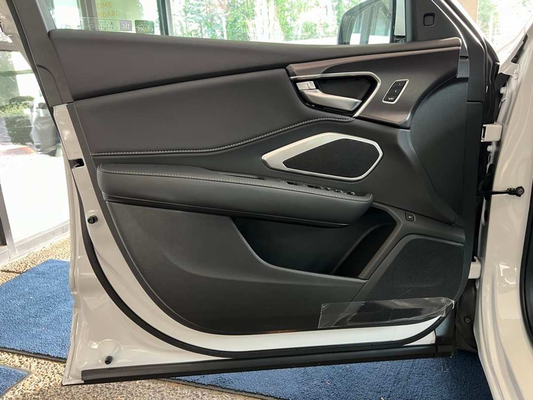 2026 Acura RDX Base - Image 10