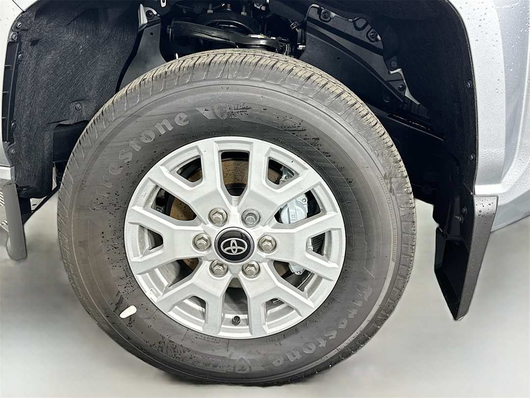 2025 Toyota Tacoma SR5 - Image 30
