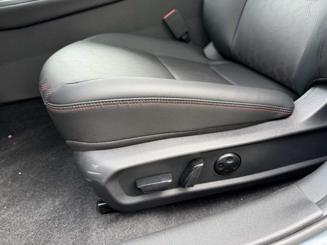 2026 Nissan Sentra SR - Image 12