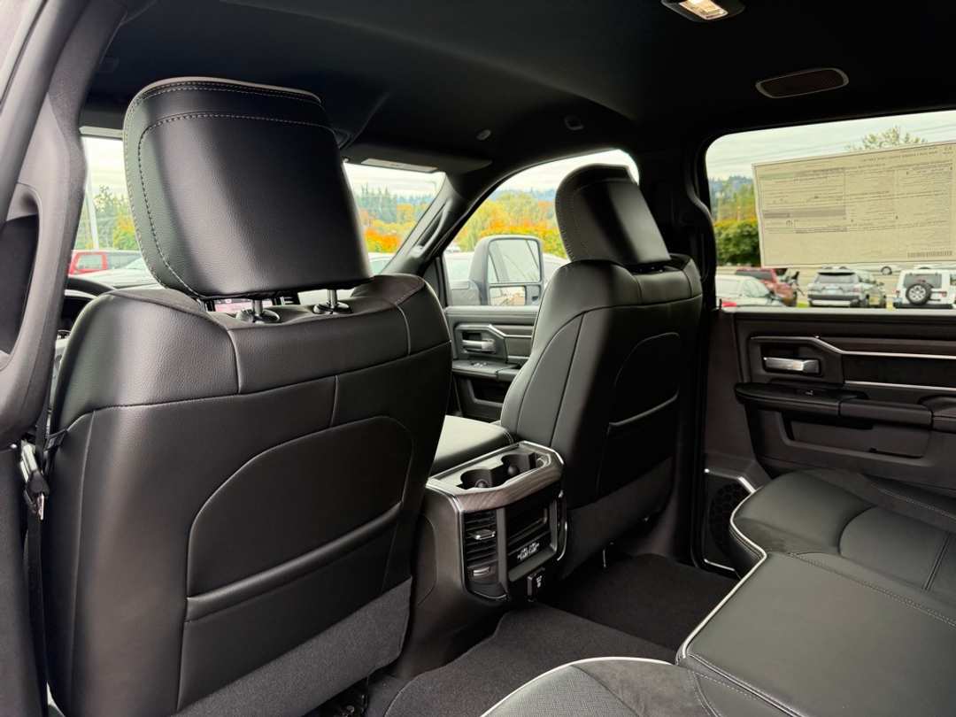 2026 Ram 2500 Laramie - Image 28