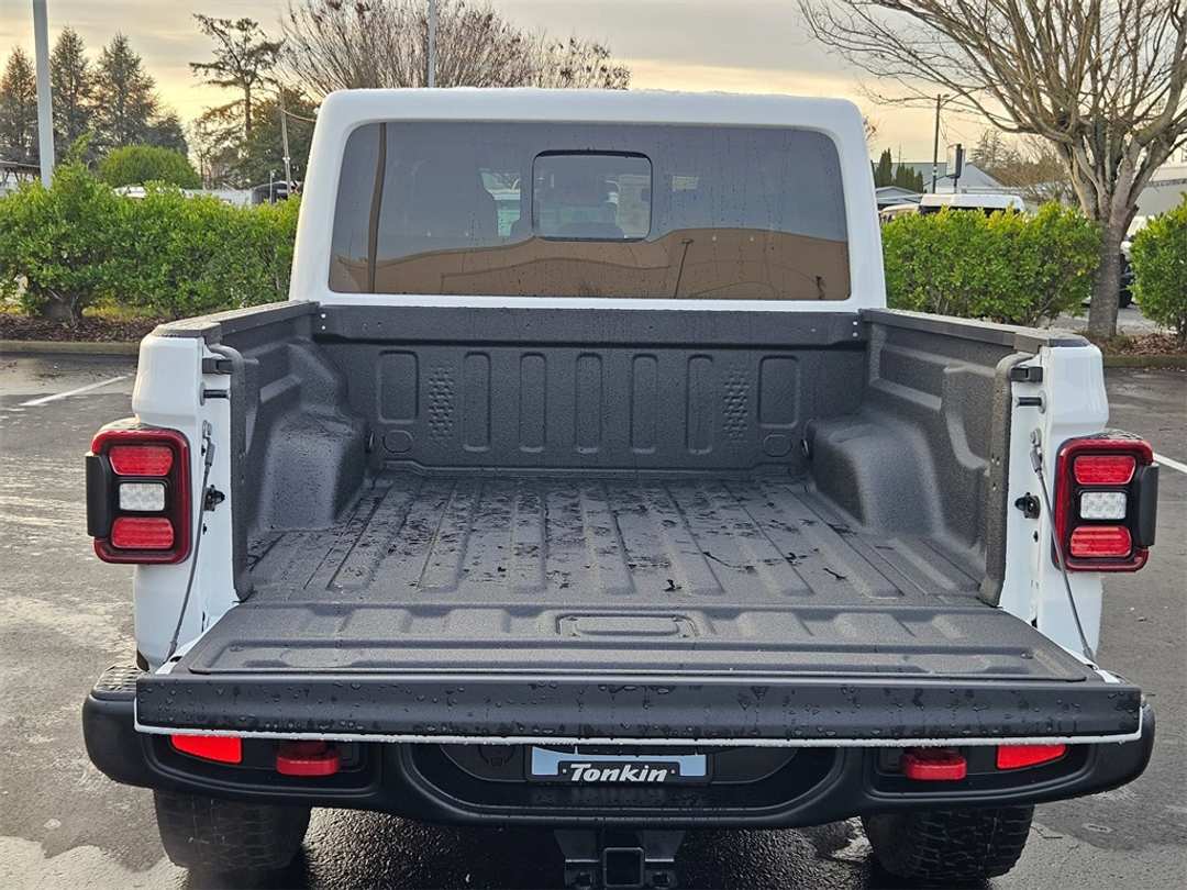 2026 Jeep Gladiator Rubicon - Image 30