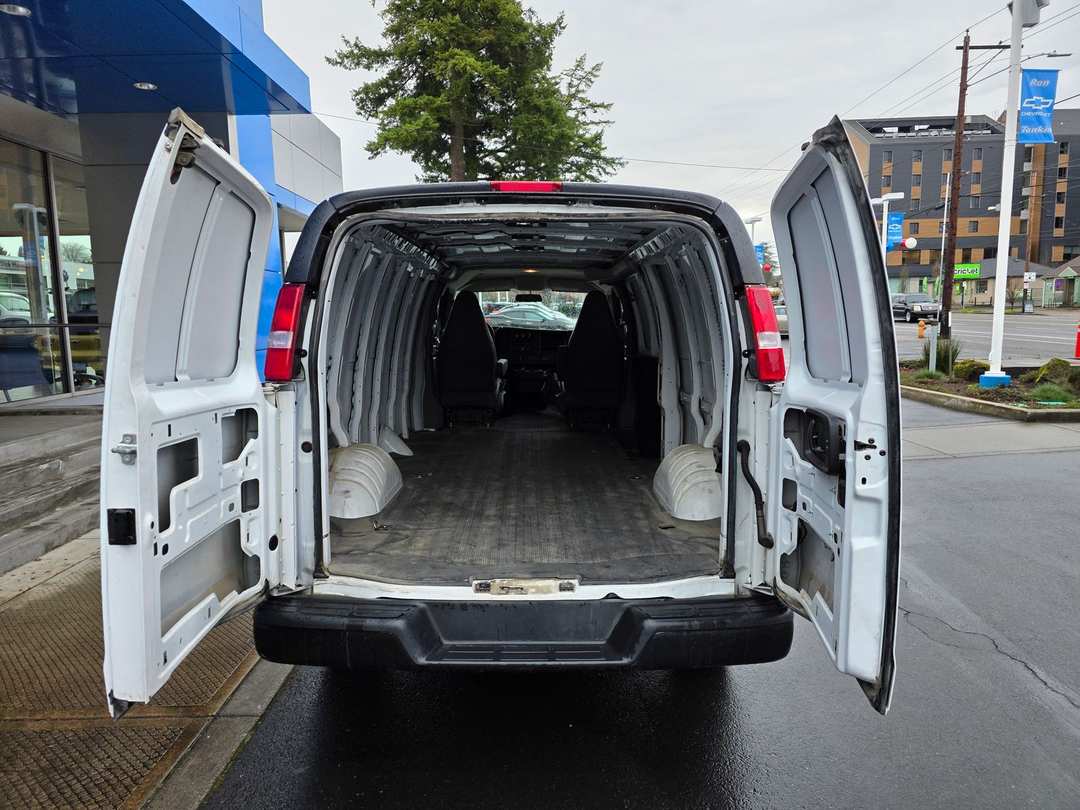 2023 Chevrolet Express 2500 Work - Image 13