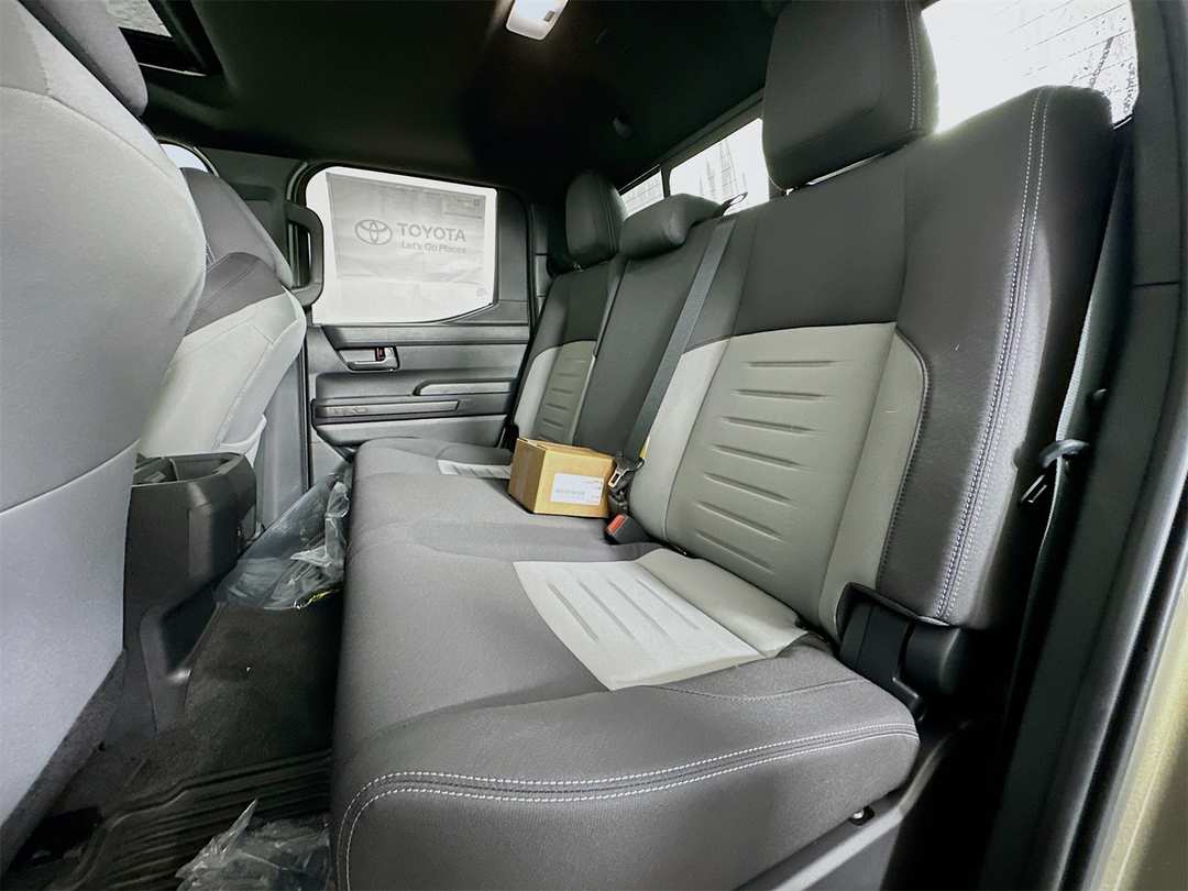 2025 Toyota Tacoma TRD Off Road - Image 26