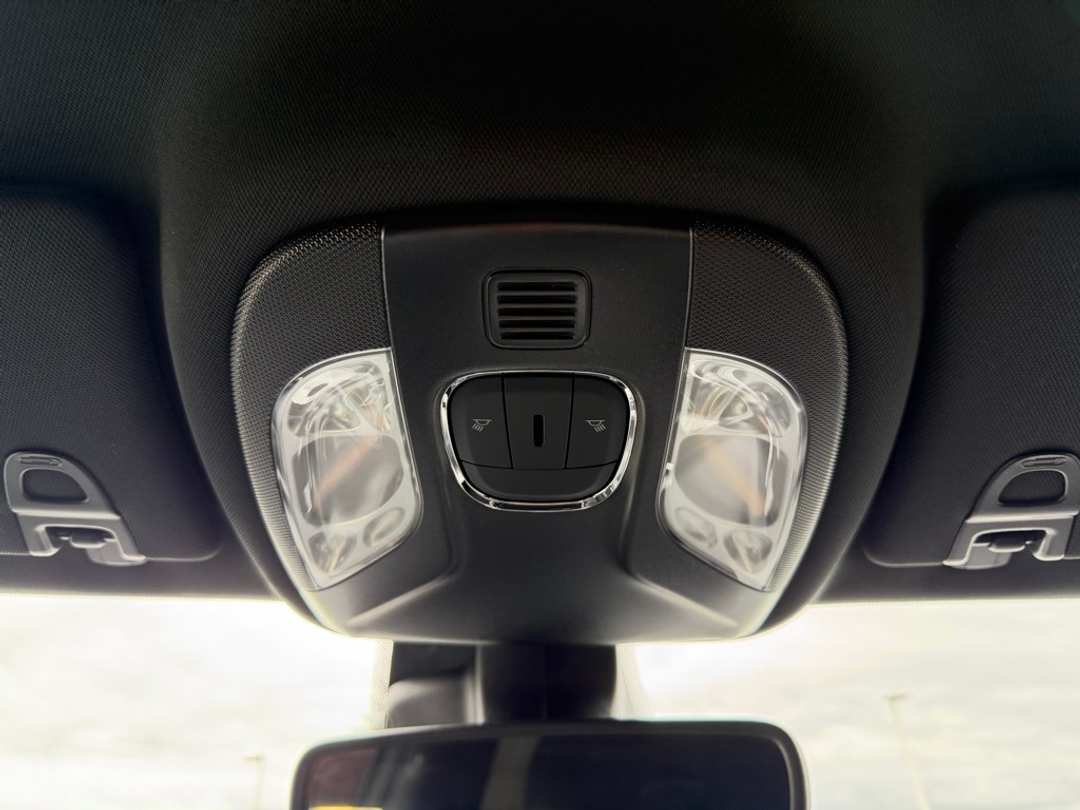 2026 Jeep Compass Latitude - Image 26