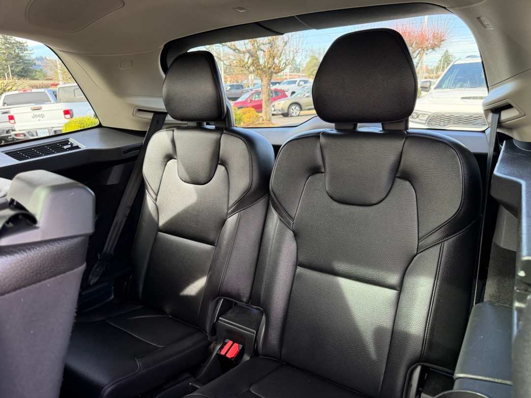 2018 Volvo Xc90 T6 Momentum - Image 33