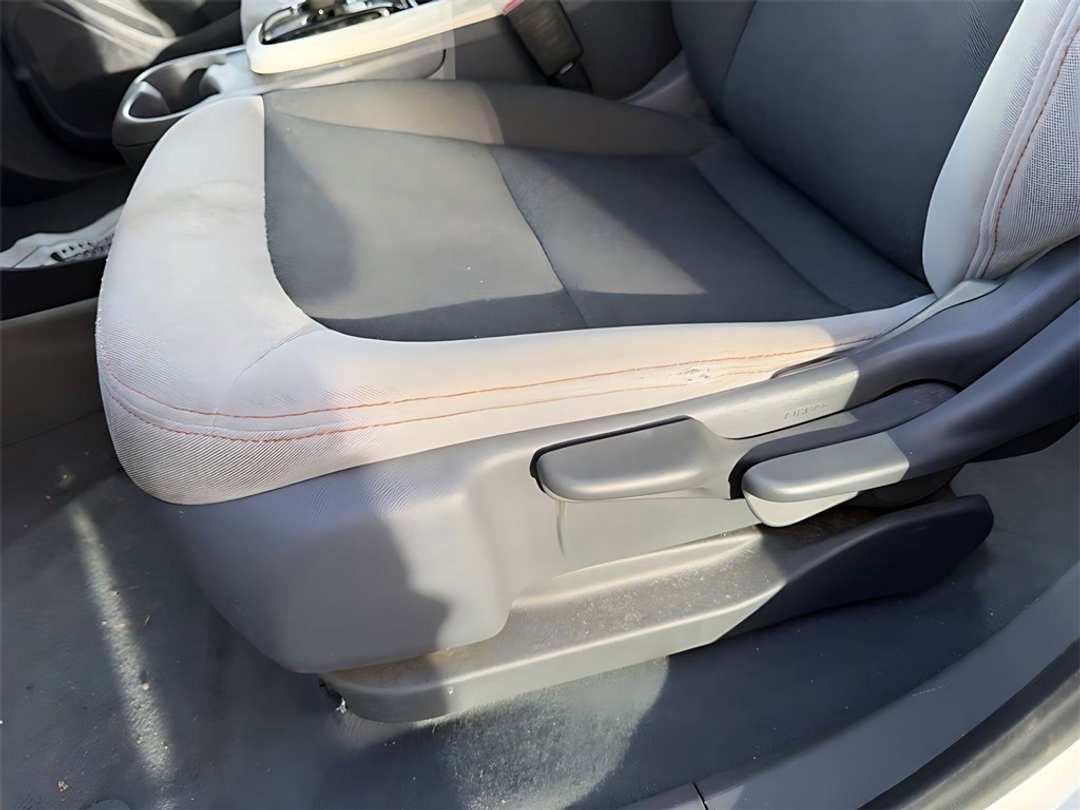 2020 Chevrolet Bolt Ev LT - Image 14