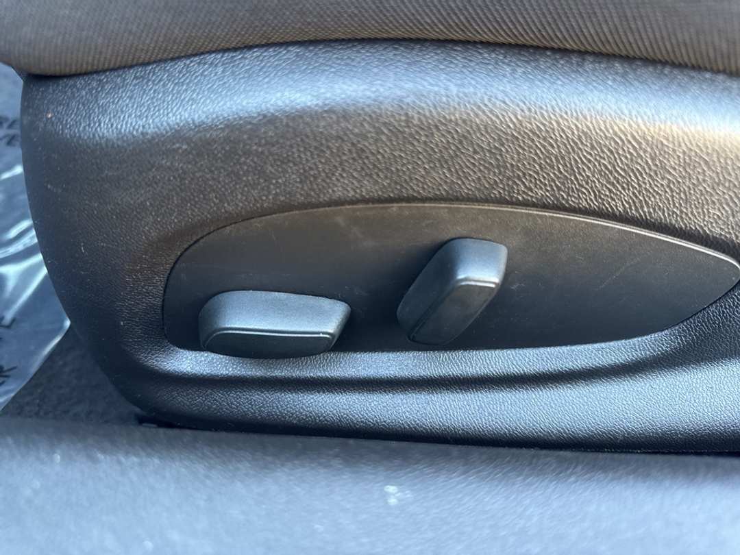 2016 Chevrolet Camaro 1LT - Image 22