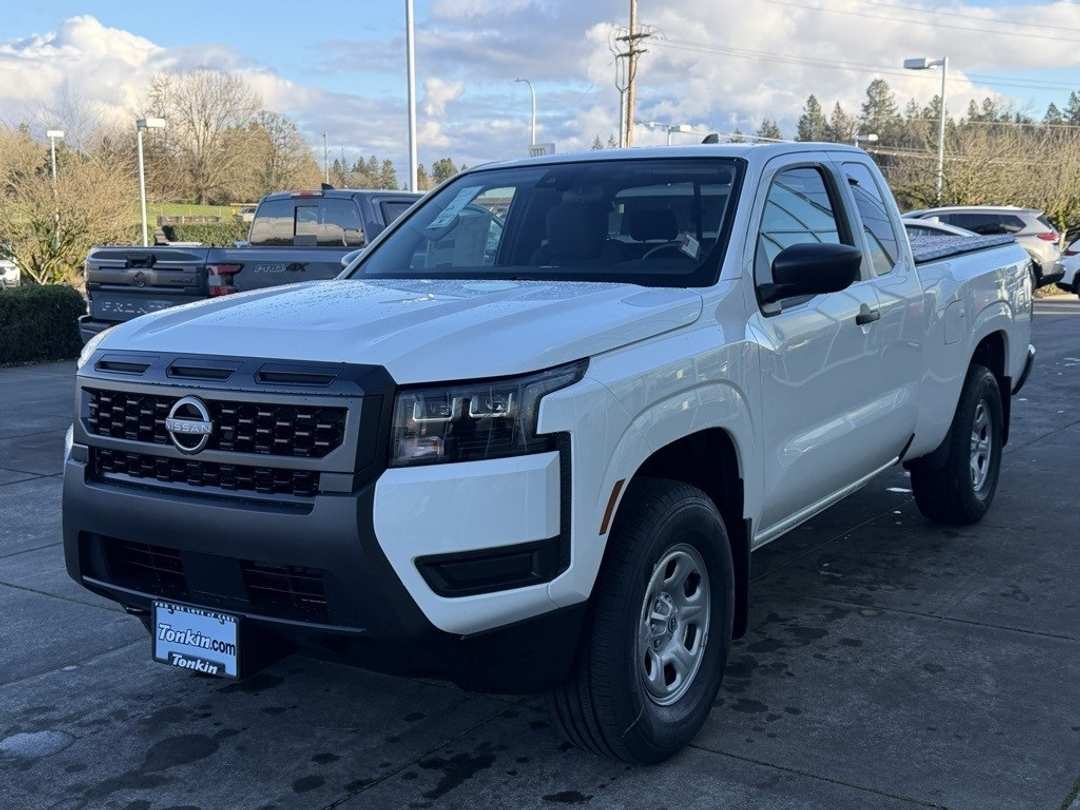 2026 Nissan Frontier S - Image 4