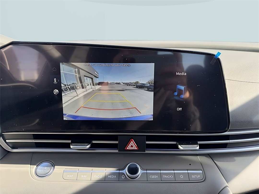 2026 Hyundai Elantra SEL Sport - Image 20