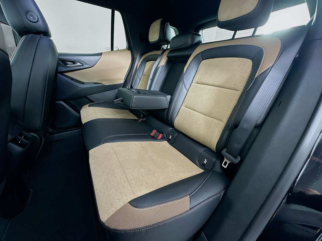 2026 Chevrolet Equinox ACTIV - Image 24