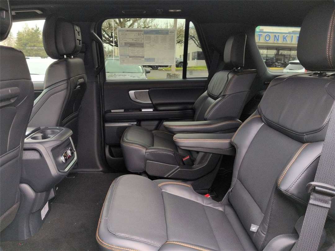 2026 Ford Expedition Tremor - Image 26