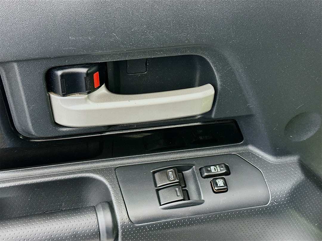 2008 Toyota Fj Cruiser Base - Image 16