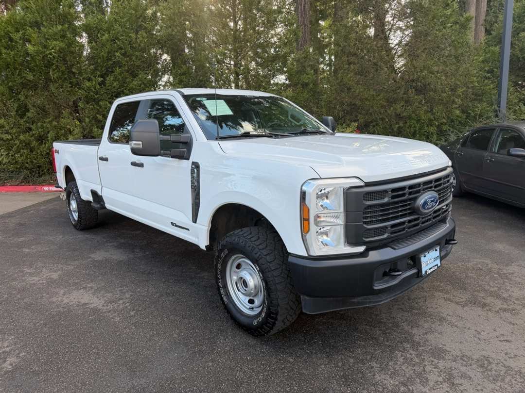 2024 Ford F-350Sd XL - Image 2