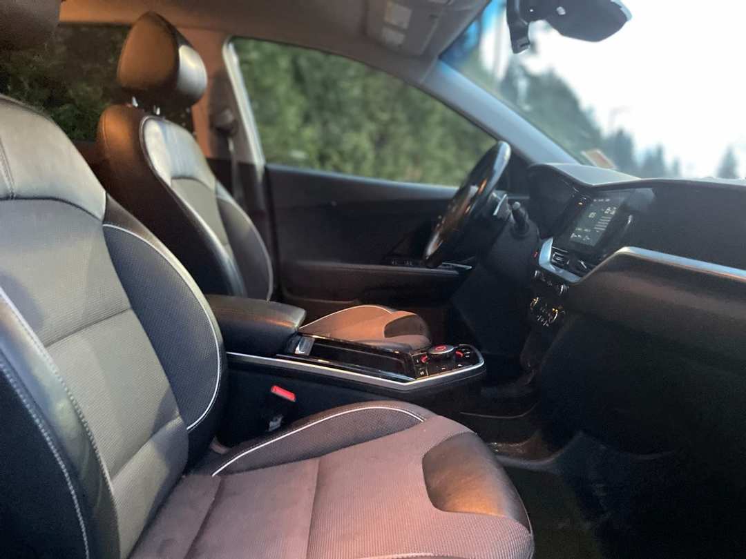 2020 Kia Niro Ev EX - Image 21