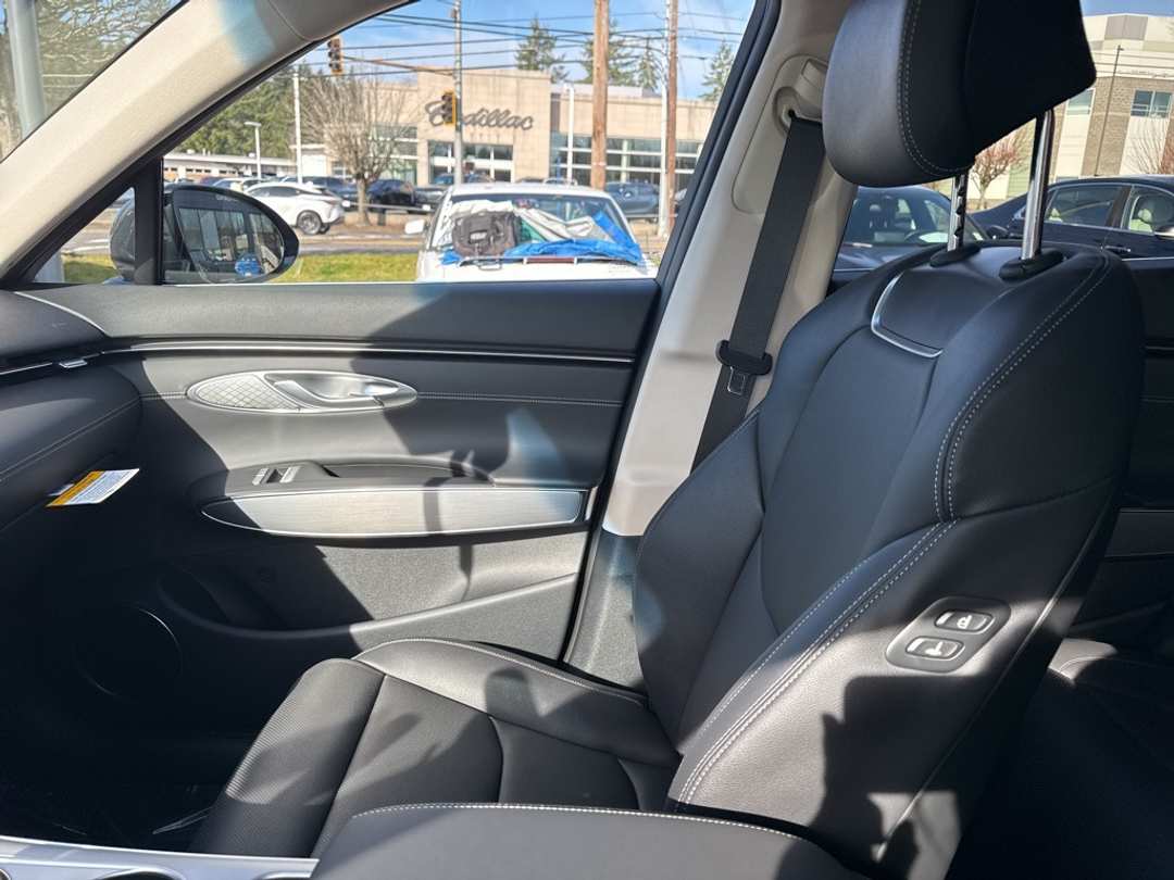 2026 Genesis Gv70 2.5T Select - Image 34