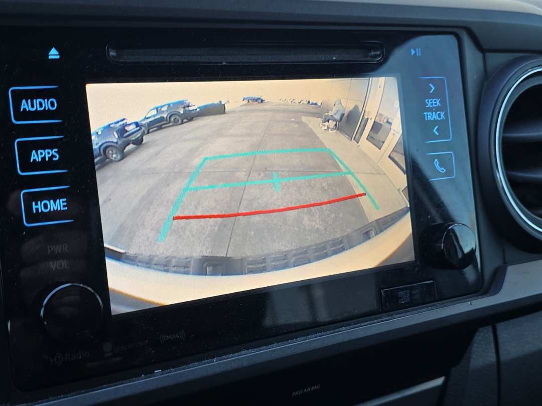 2019 Toyota Tacoma TRD OffRoad - Image 17