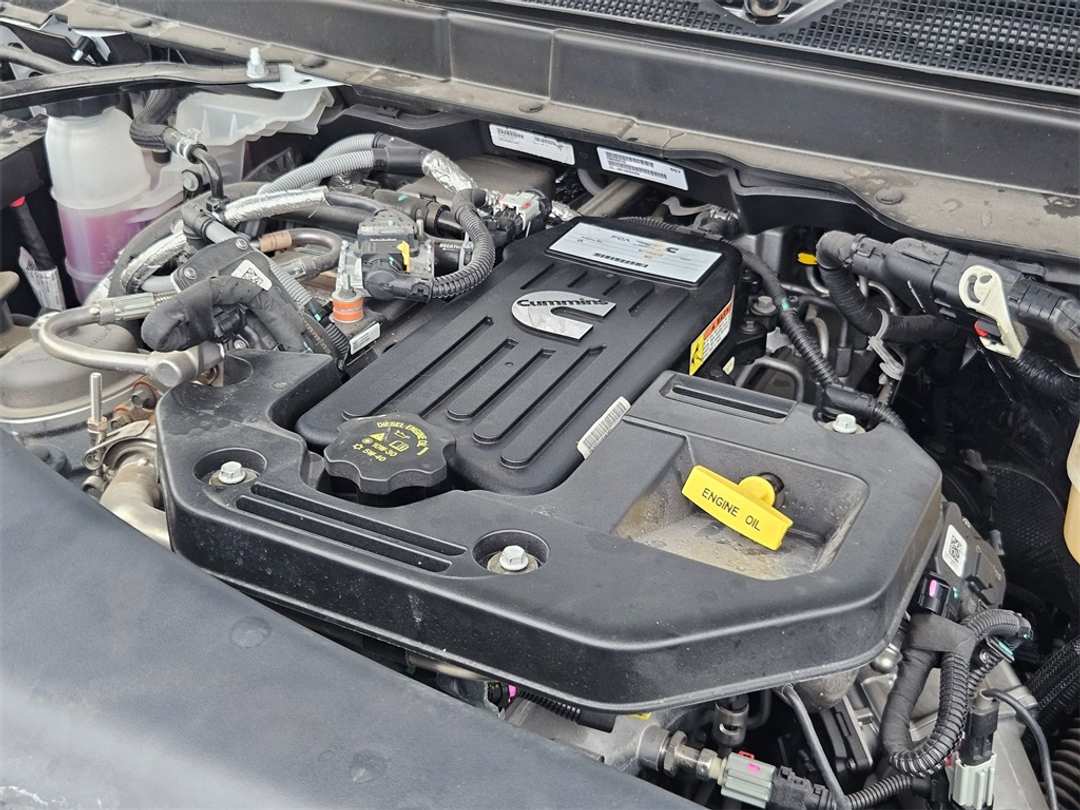 2025 Ram 3500 Limited - Image 41