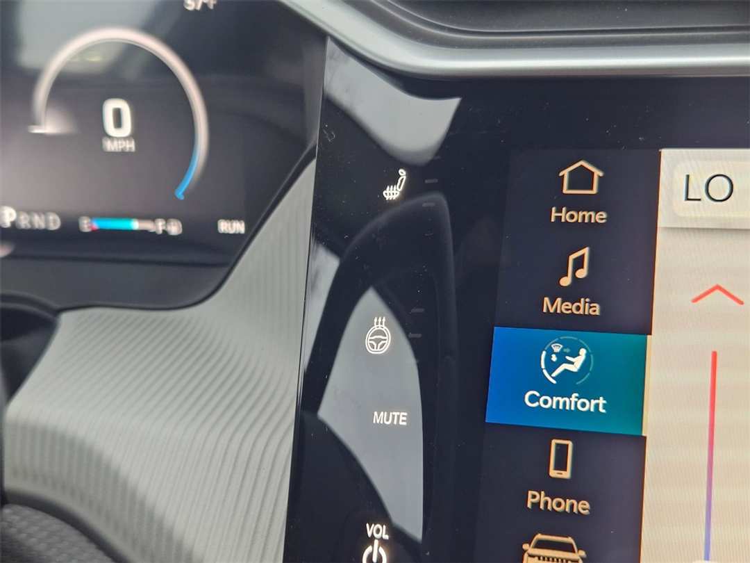 2026 Jeep Cherokee Laredo - Image 23