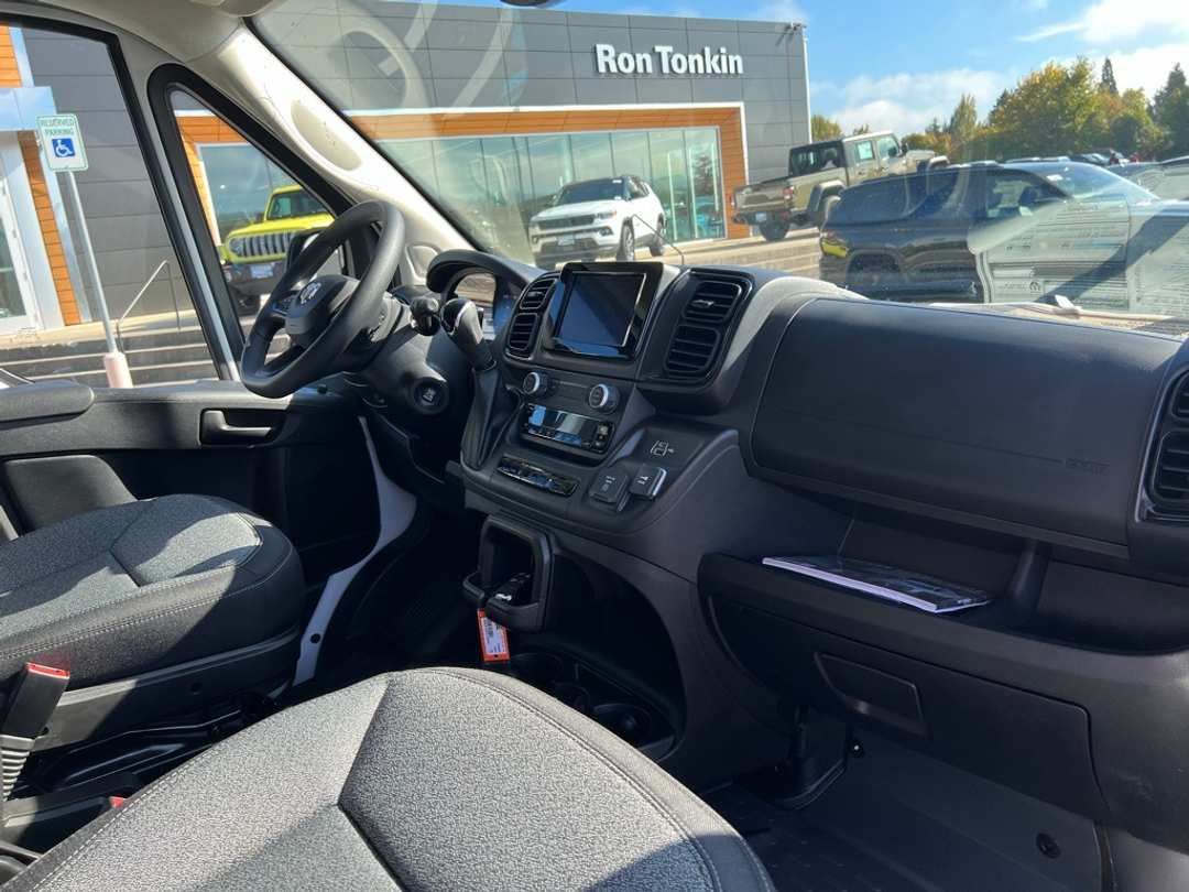 2026 Ram Promaster 2500 High Roof - Image 28