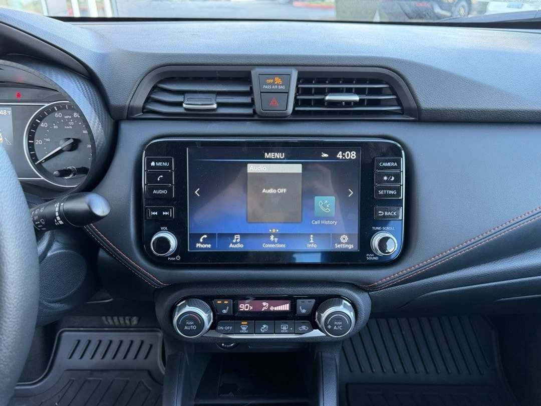 2025 Nissan Versa 1.6 SR - Image 20