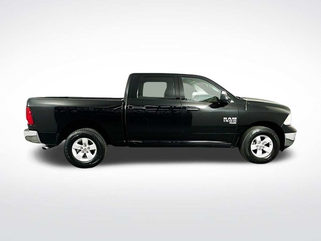 2023 Ram 1500 Classic SLT - Image 9