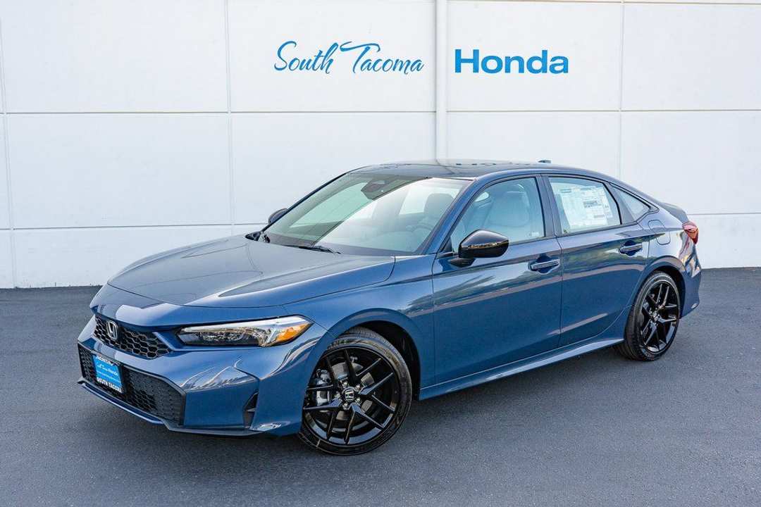 2026 Honda Civic Sport - Image 2