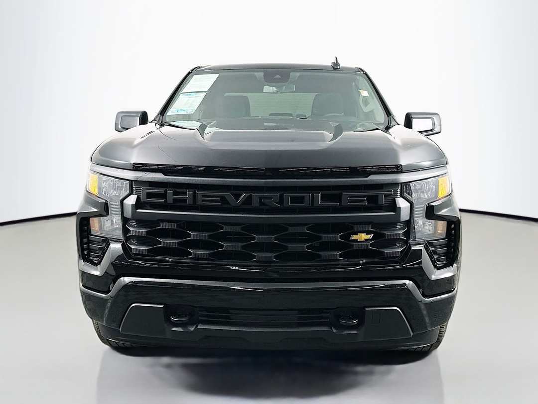 2024 Chevrolet Silverado 1500 Custom - Image 2