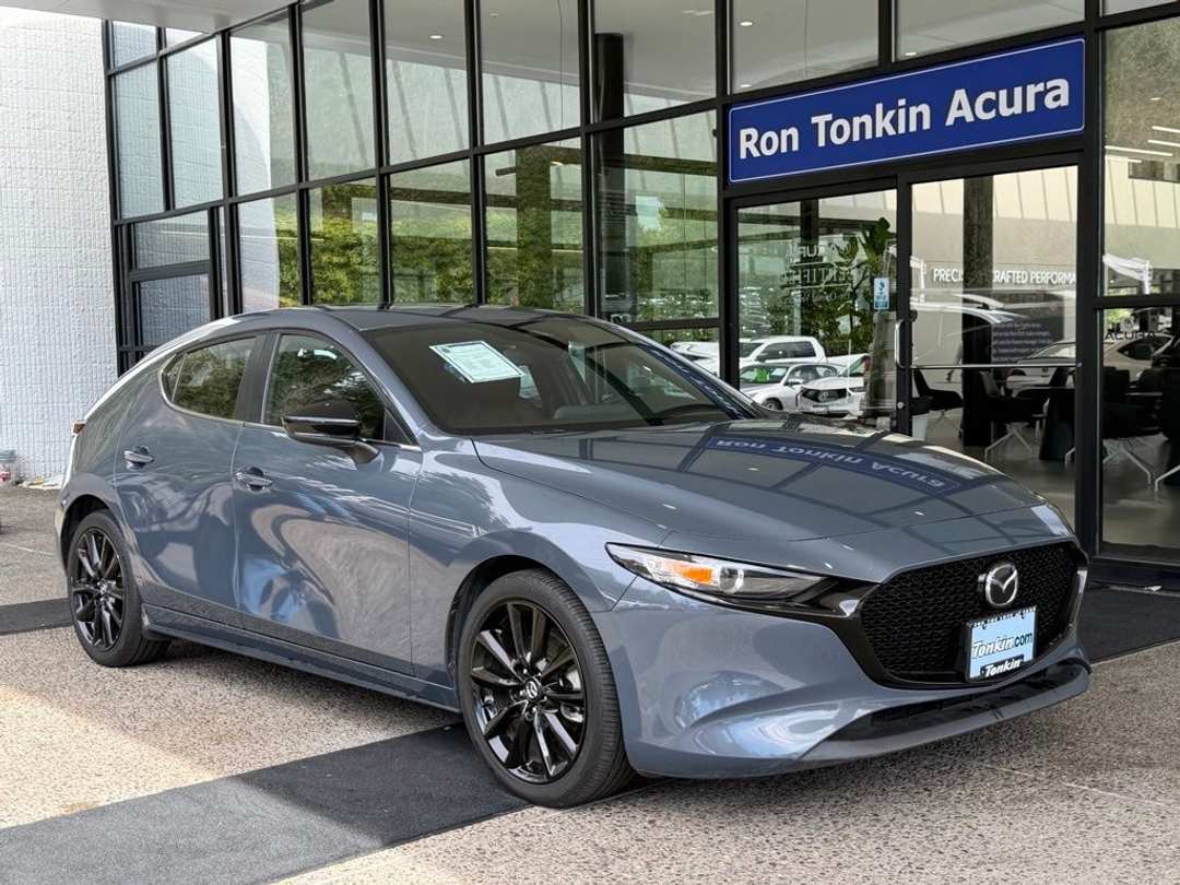 2024 MAZDA Mazda3 2.5 S Carbon Edition - Image 2