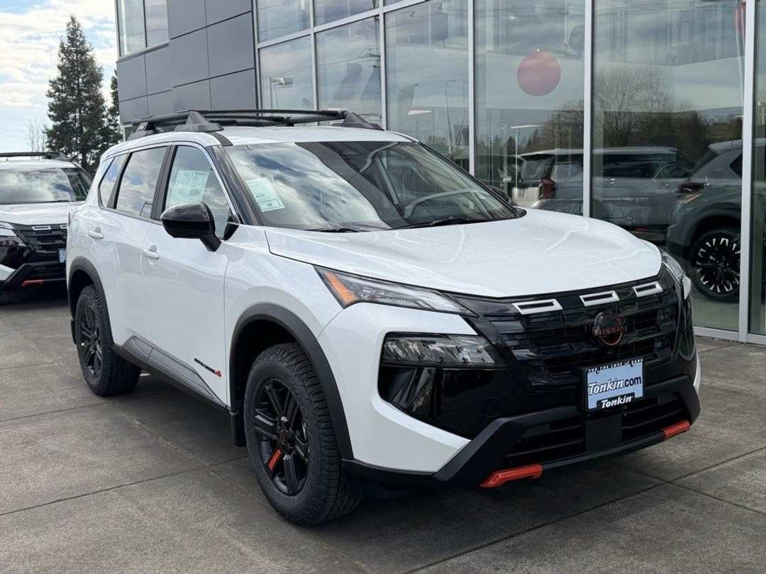 2026 Nissan Rogue Rock Creek - Image 2