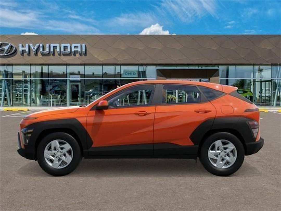 2026 Hyundai Kona SE - Image 3