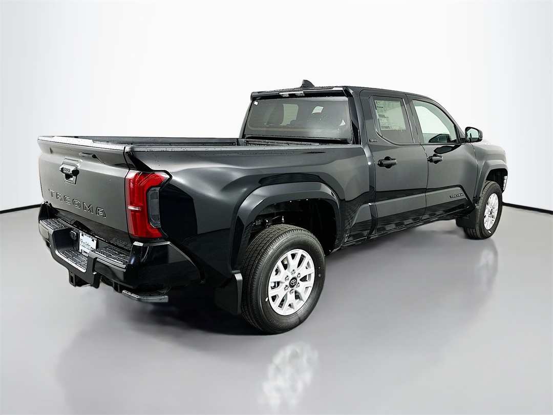 2026 Toyota Tacoma SR5 - Image 7