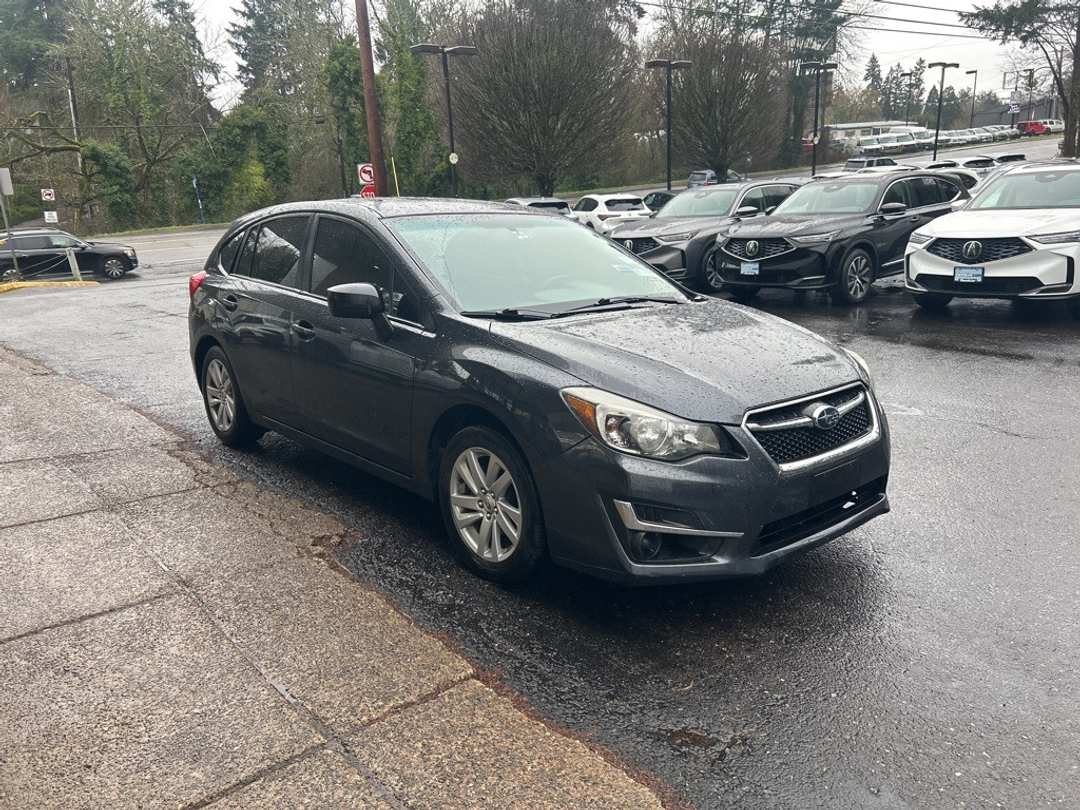 2016 Subaru Impreza 2.0i Premium - Image 2