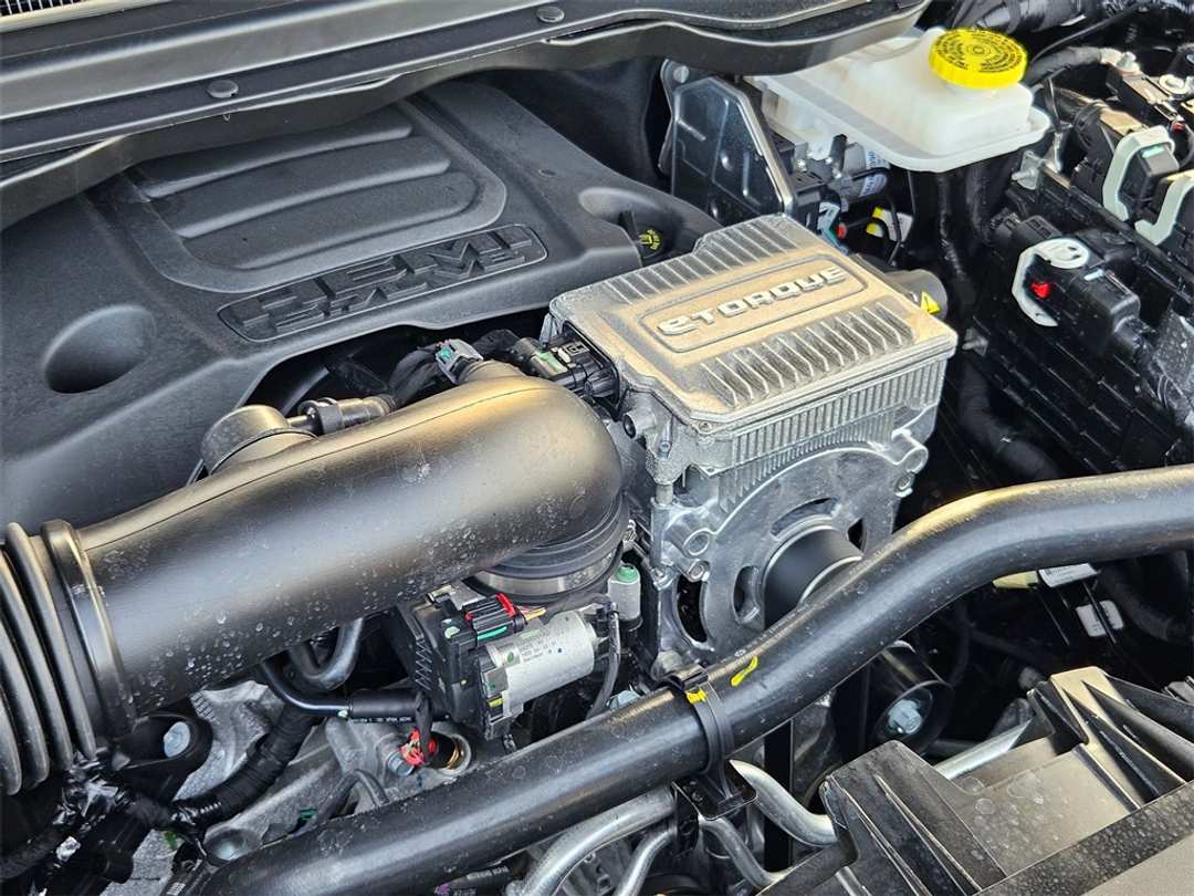 2026 Ram 1500 Laramie - Image 40