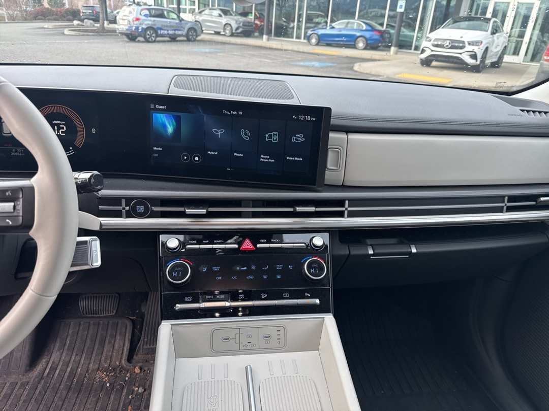 2024 Hyundai Santa Fe SEL - Image 12