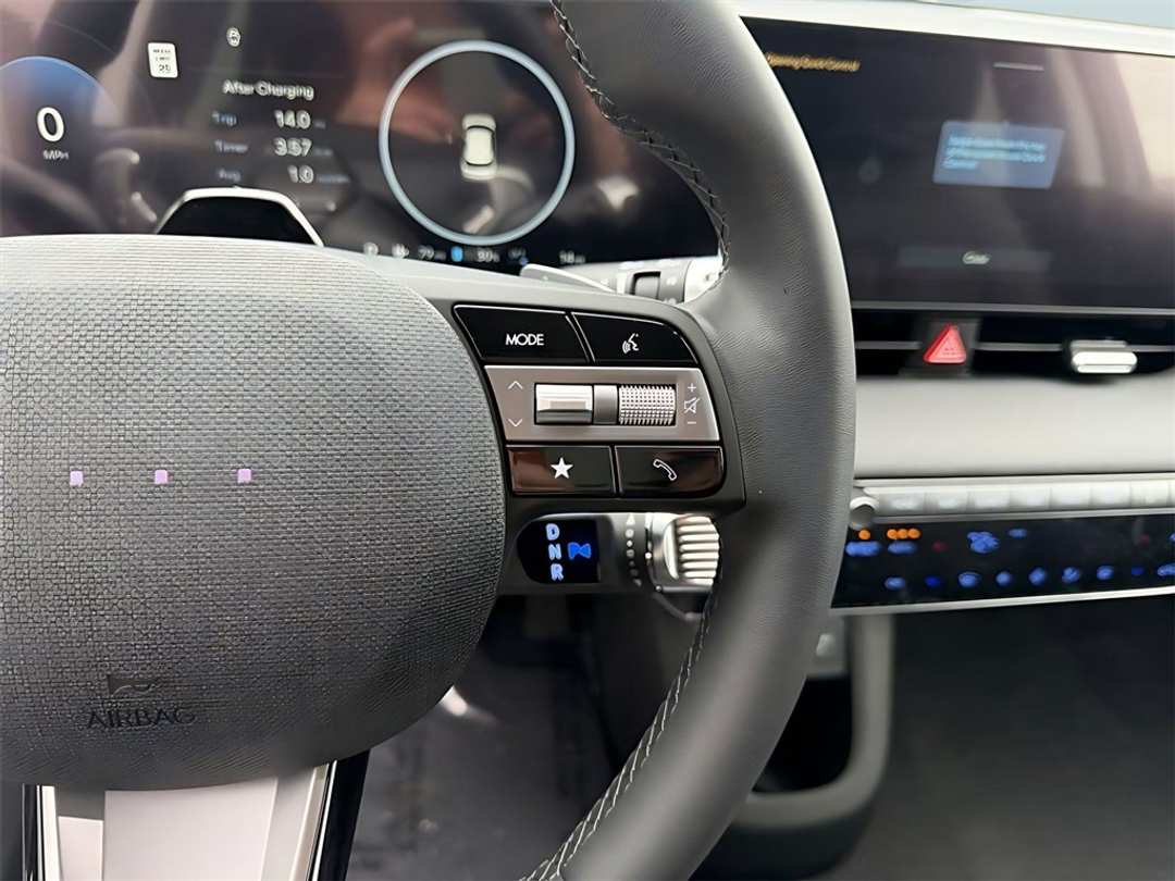 2026 Hyundai Ioniq 5 Limited - Image 17