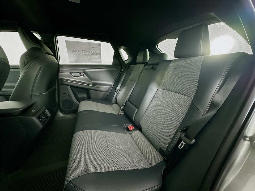 2026 Toyota Bz XLE Plus - Image 24